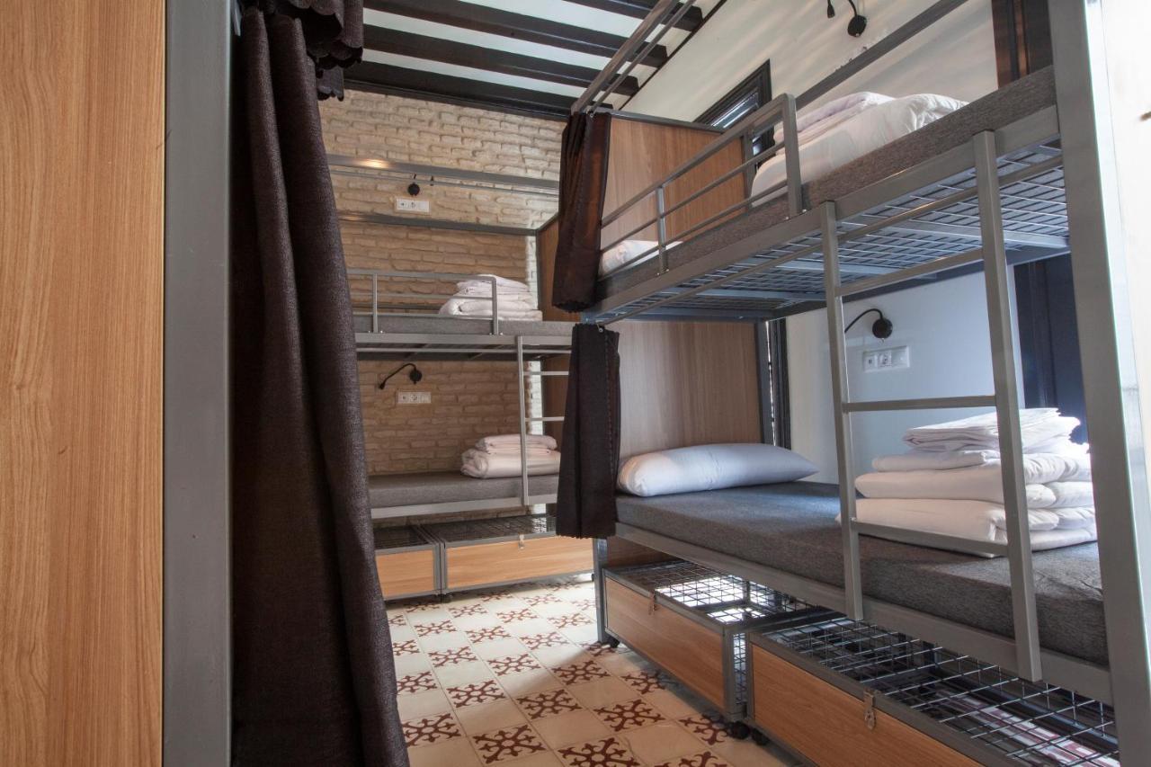 Hostel Ibarra By Bossh! Hotels Sewilla Zewnętrze zdjęcie